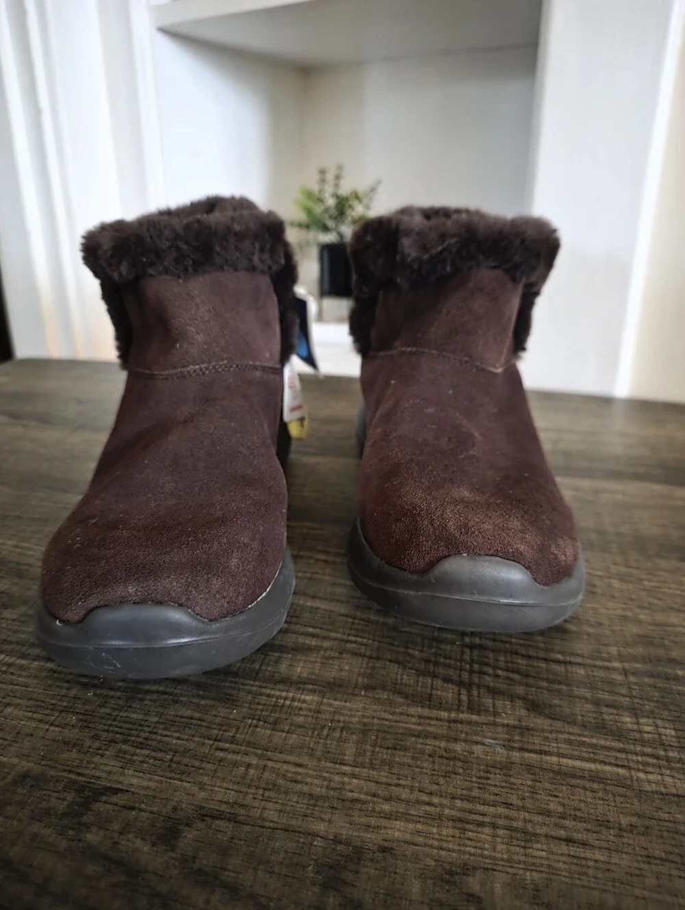 Skechers Women’s Dark Brown Faux-Fur Ankle Winter Boots